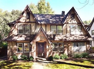 8 W Winthrope Rd, Kansas City, MO 64113