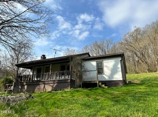 702 Speedwell Rd, Bulls Gap, TN 37711