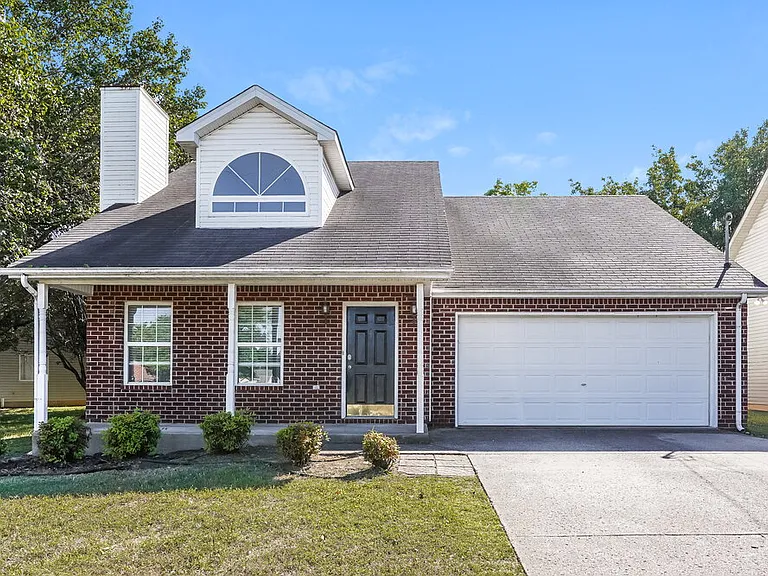 5404 Sunnyvale Dr — Photo 1