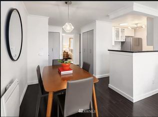 601 14th Ave E APT 401, Seattle, WA 98112