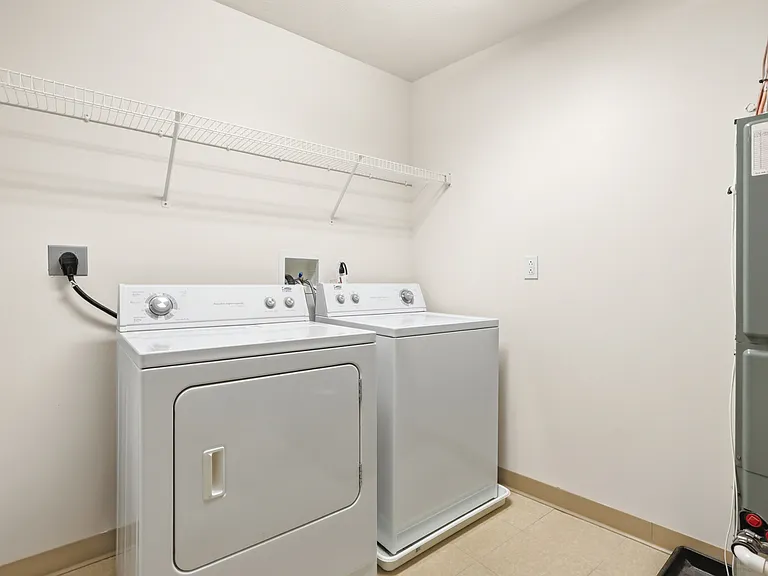521 Shady Ave #31 — Photo 10