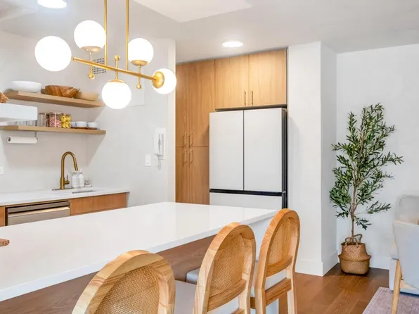 175 West 12th Street image 7 of 20