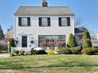 3326 Avalon Rd, Shaker Heights, OH 44120