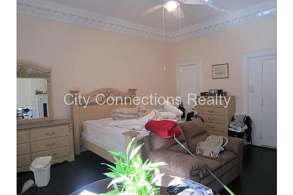 Rented by City Connections Realty | media 121