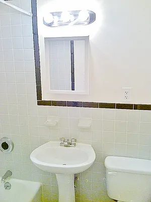 Rented by Bohemia Realty Group | media 50