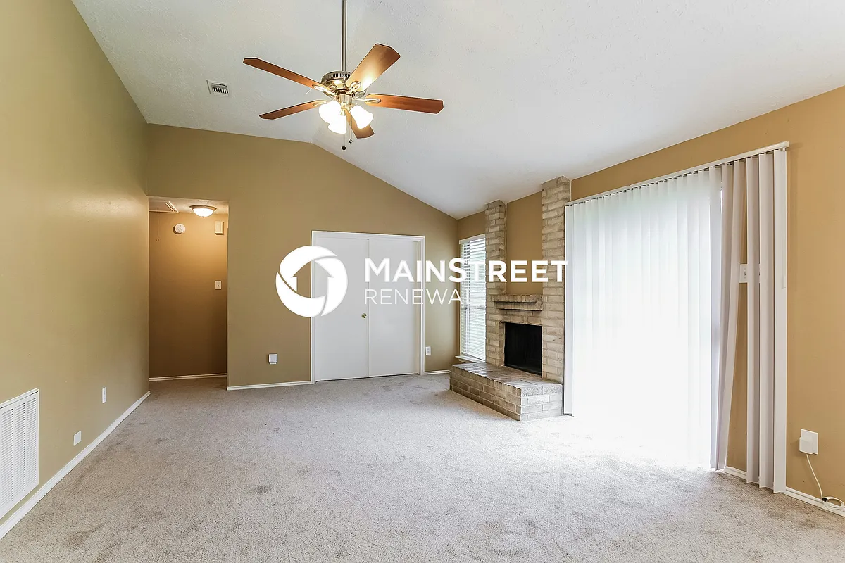 Living Room - 8222 Eastern Bluebird Dr