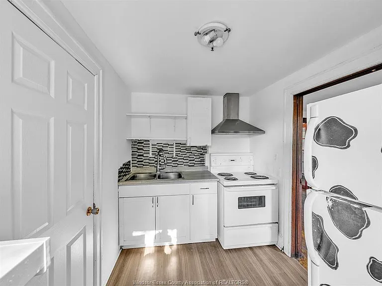 527 McEwan Ave #UPPER — Photo 7