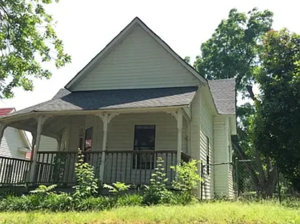 804 Austin Ave, Sheffield, AL 35660
