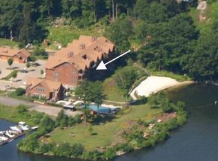 16 Hayestown Rd #E9, Danbury, CT 06811