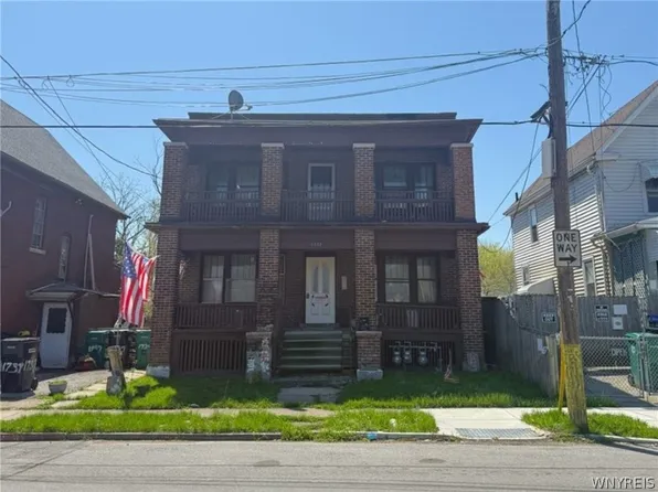 1737 Whitney Ave, Niagara Falls, NY 14301