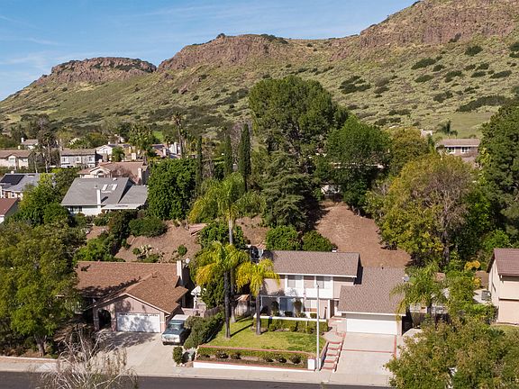2nd image of 3141 N Wild Horse Ct