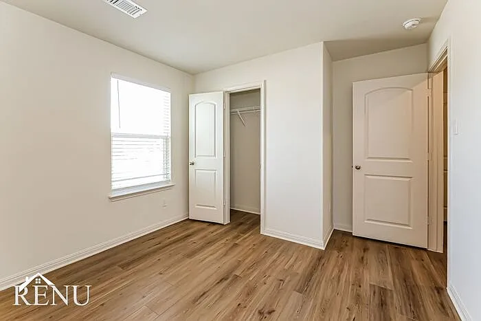 305 Silvercrest Ln — Photo 14