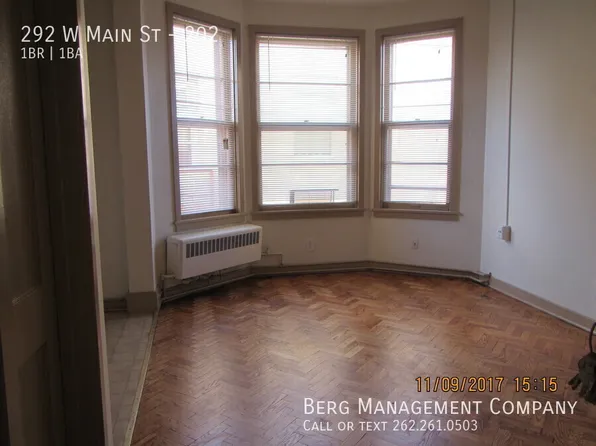 292 W Main St APT 202, Waukesha, WI 53186