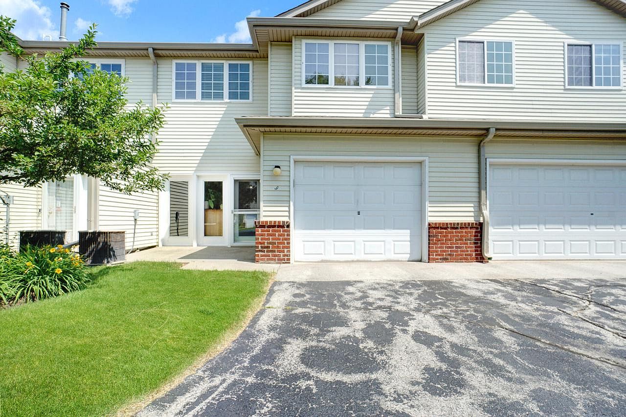 2406 Fox River PARKWAY UNIT I, Waukesha, WI 53189 Zillow
