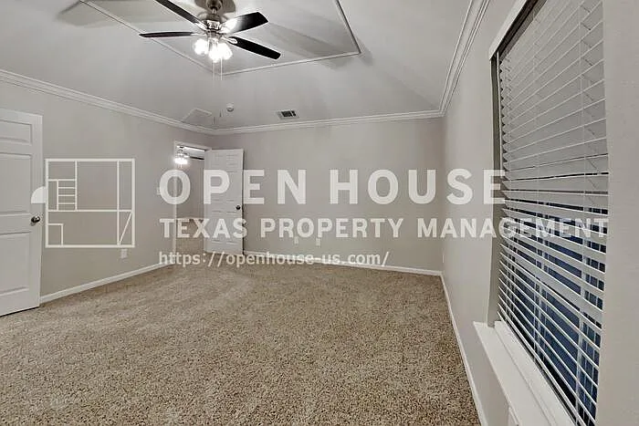 7202 Gillon Dr — Photo 7