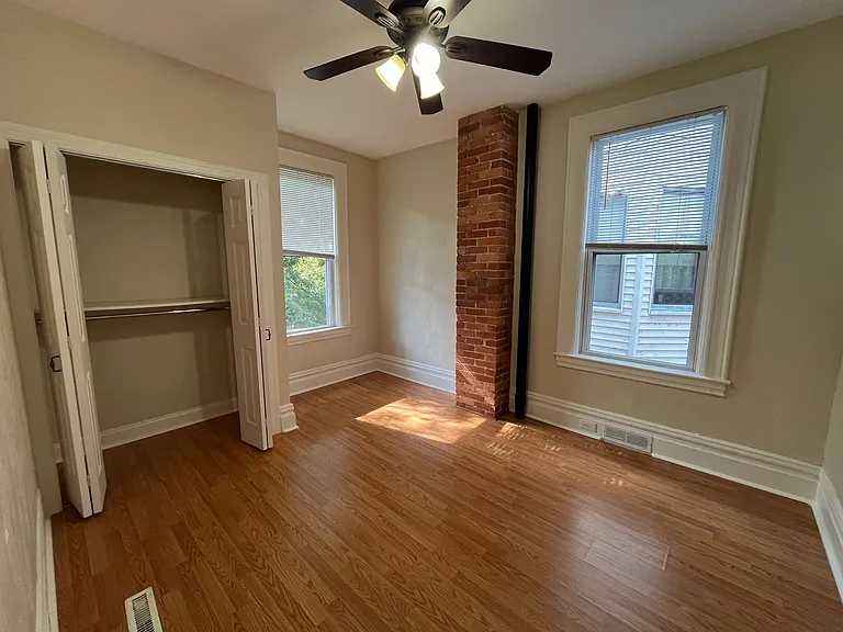 837 Highview St #2 — Photo 14