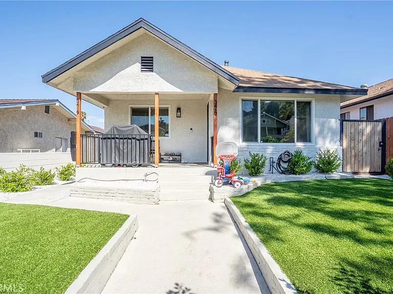 3417 Merced St — Photo 1
