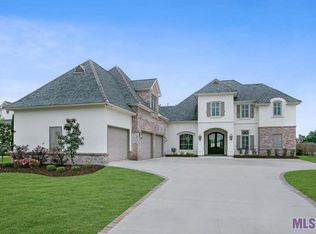 2529 University Club Dr, Baton Rouge, LA 70810