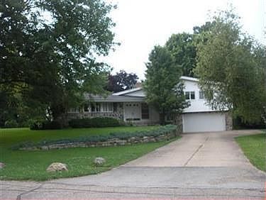 1st image of 1367 Highland Ave