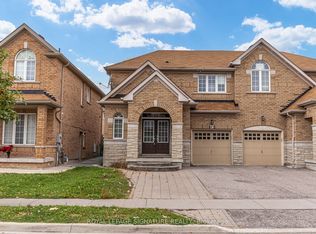 42 Daden Oaks Dr, Brampton, ON L6P3R8