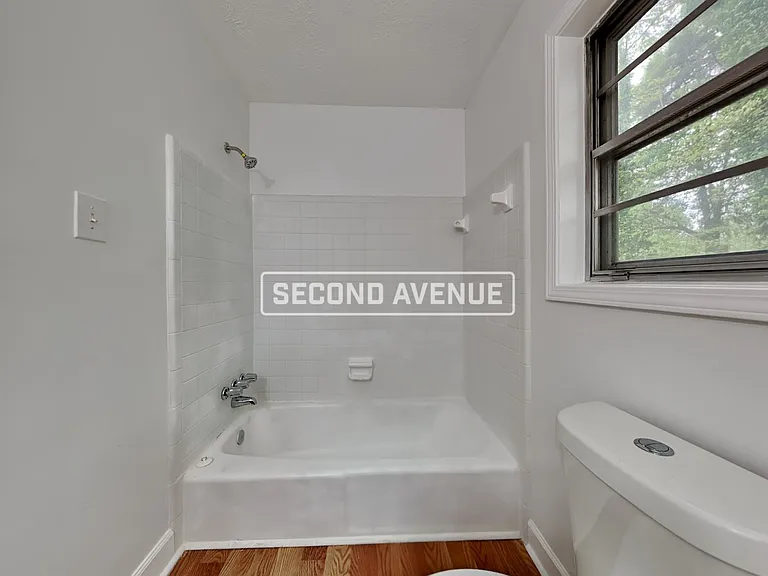 1406 High Meadow Dr — Photo 16