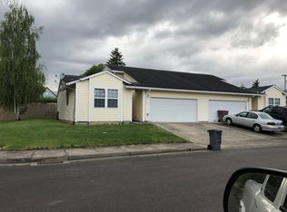 310 S 1st St, Carlton, OR