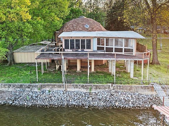 3rd image of 2917 Riverside Dr