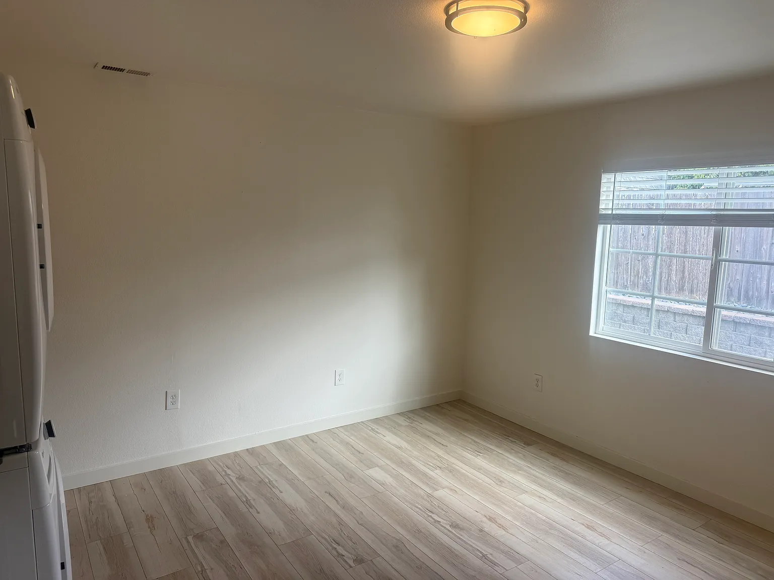 1 bed, 450 sqft, $1,950 — Photo 4