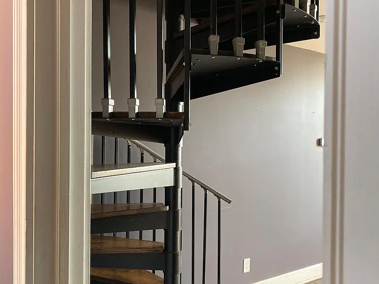 139 E Main St #400 — Photo 17