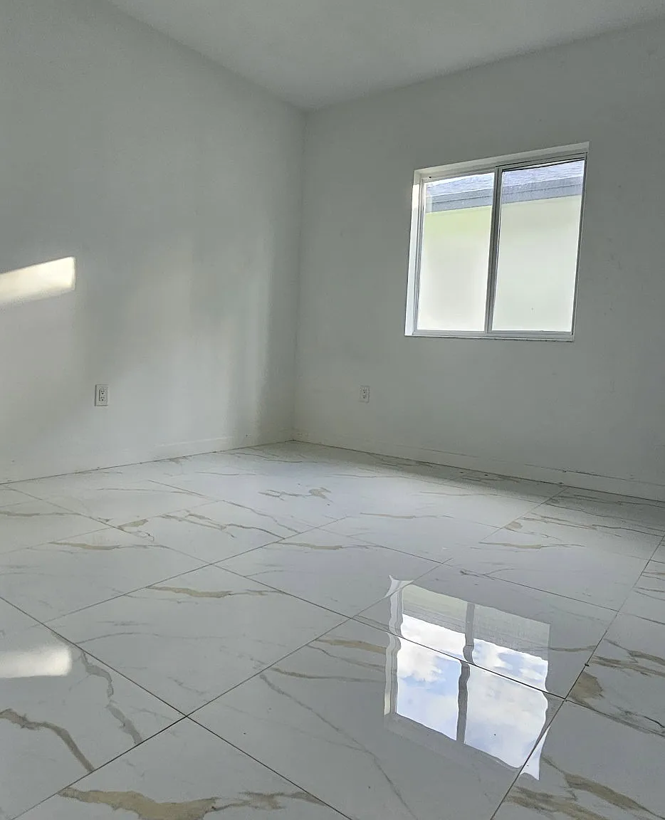 4 bed, 2.0 bath, $3,800 — Photo 4