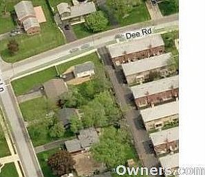 2nd image of 216 Linn Ct APT B