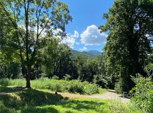 9 & 11 Jordan Rd, Swannanoa, NC 28778