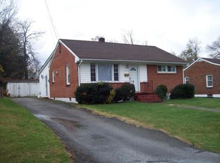 2726 Mountainaire Ave NW, Roanoke, VA 24017