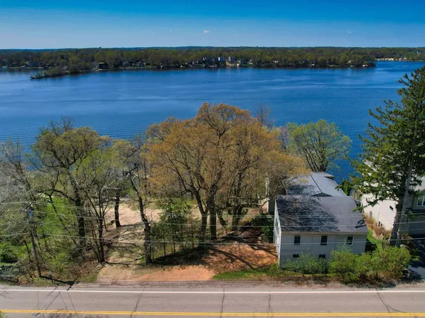 4745 N Shore Dr, Mound, MN 55364