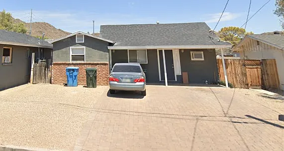 10039 N 8th Ave — Photo 2
