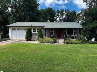 231 N Dill Ave, Greer, SC 29651