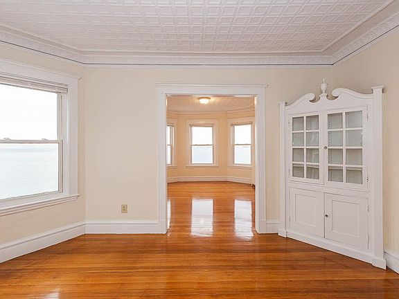 5th image of 105 Grovers Ave APT 12