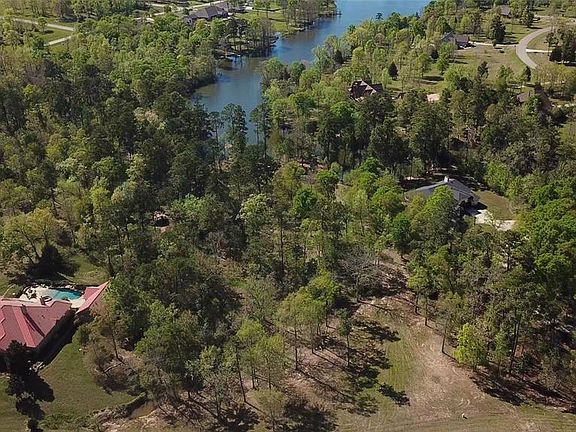 3rd image of 1577 Emerald Lakes Dr
