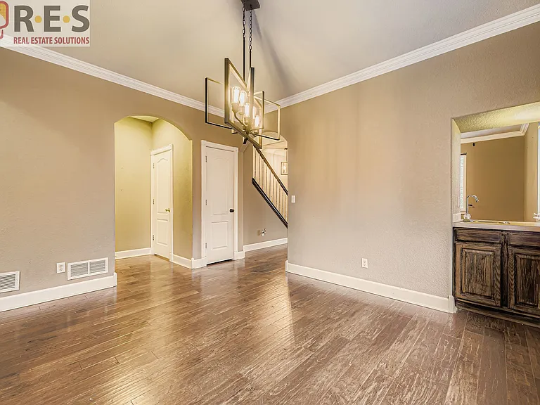 2695 S University Blvd — Photo 9