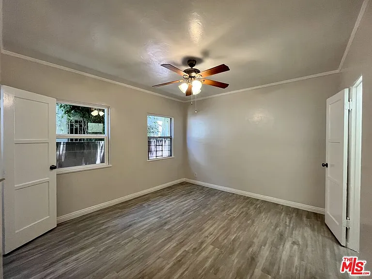 1807 S Redondo Blvd #LOWER — Photo 11