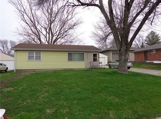 3308 Susan Dr NW, Cedar Rapids, IA 52405