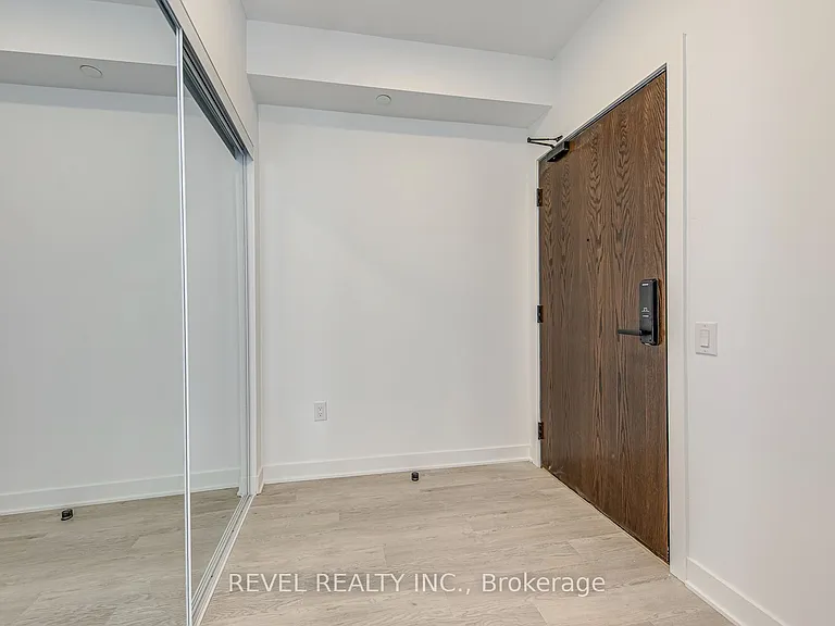 2782 Barton St E #1107 — Photo 6