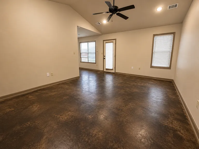 4757 Wildwood Ln — Photo 2