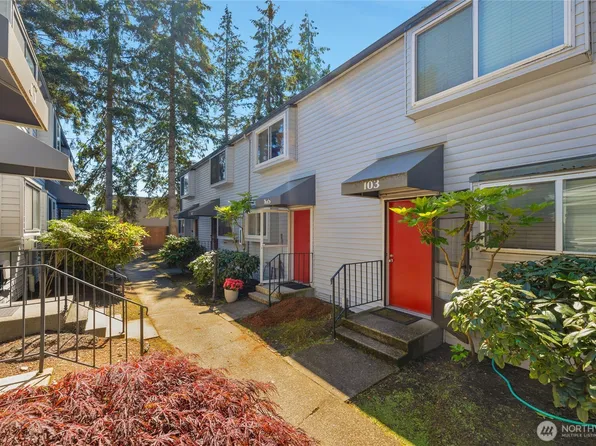 105 146th Avenue SE #E2, Bellevue, WA 98007