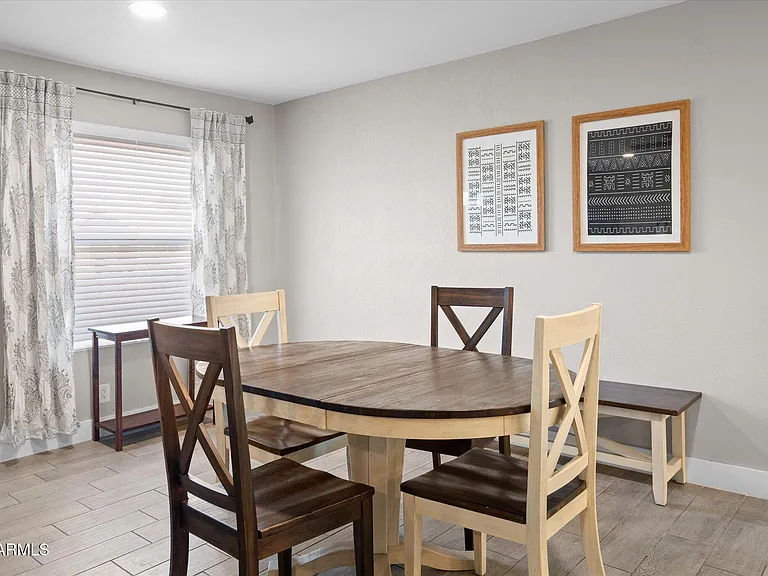 1211 W Palomino Dr — Photo 13