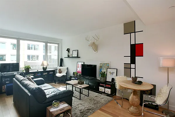 Rented by Corcoran | media 22