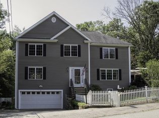 25 Oxford Rd, Natick, MA 01760