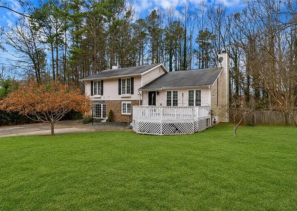 131 Arrowood Ln