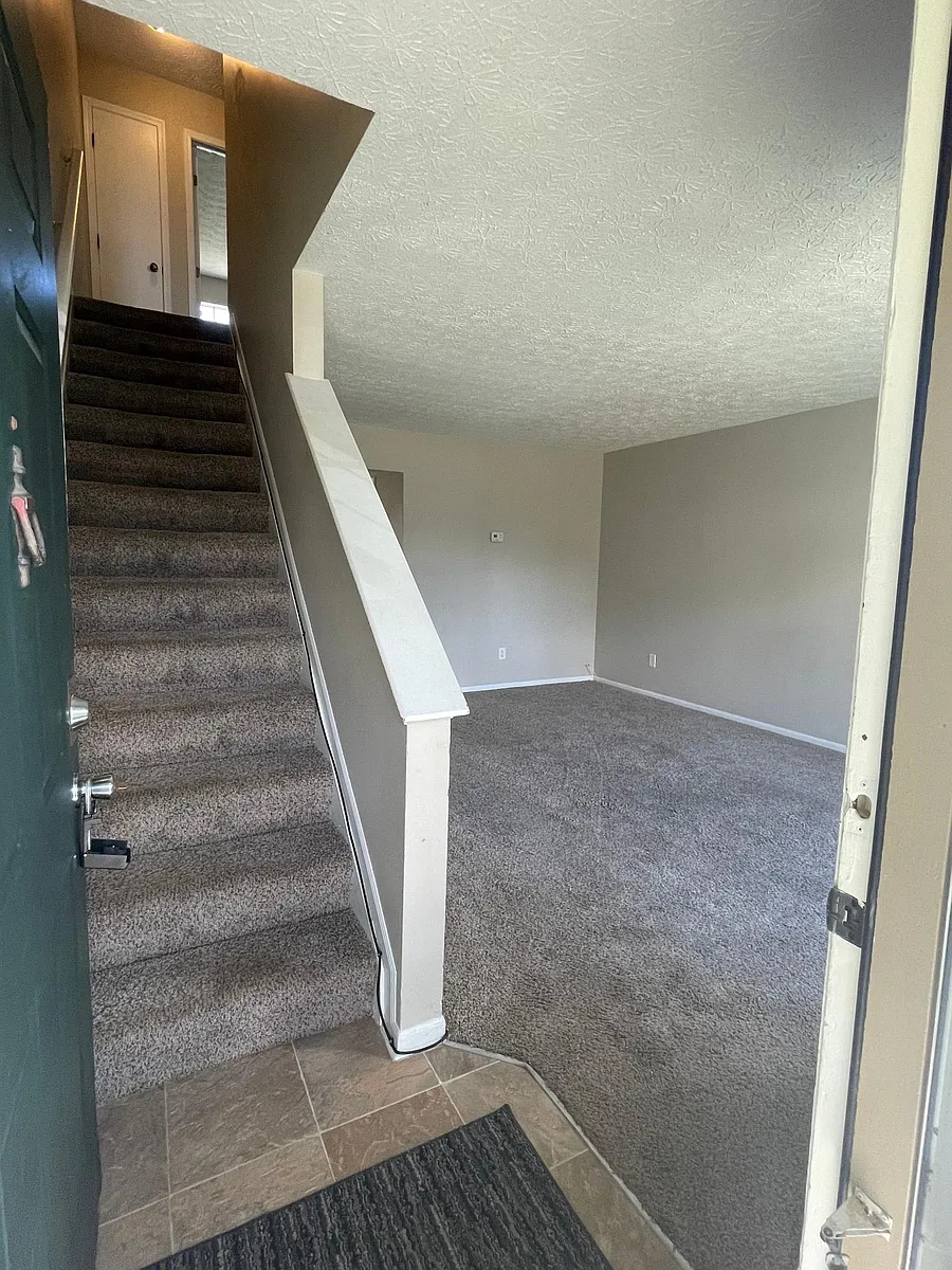 Building Photo - 7770 Amberfalls Ct