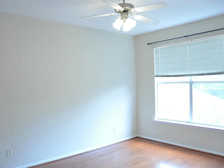 12707 Boheme Dr #906 — Photo 19